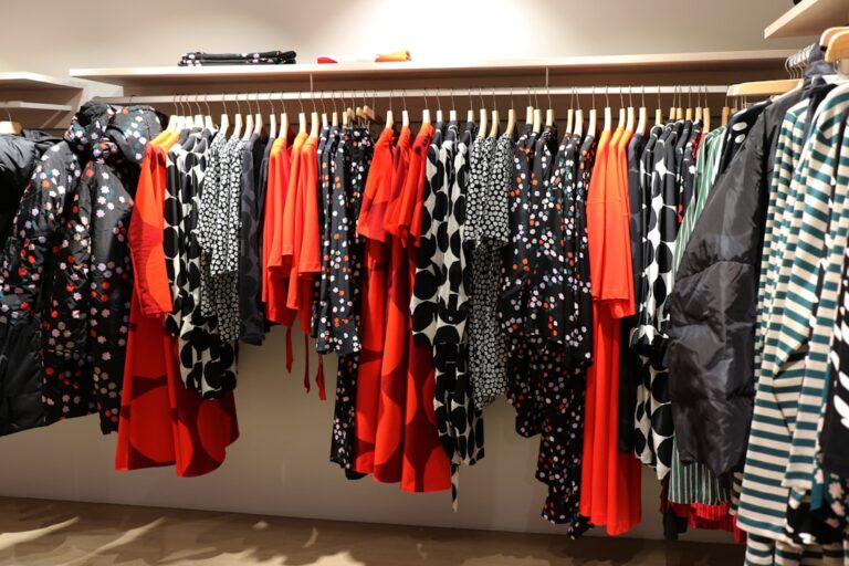 Fashion Tips for Building a Capsule Wardrobe This Season